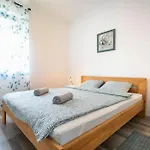 Lake27apartman Apartament Szántód
