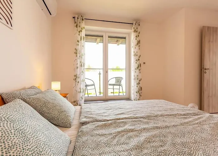 Lake27apartman *