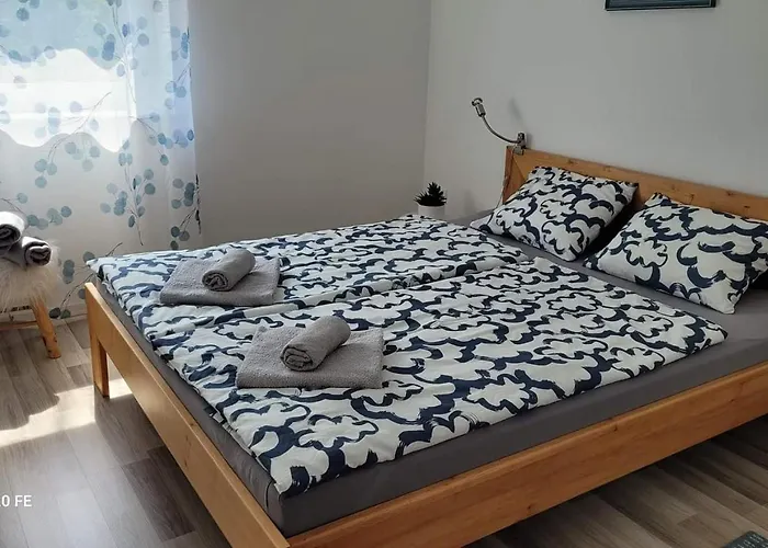Lake27apartman *